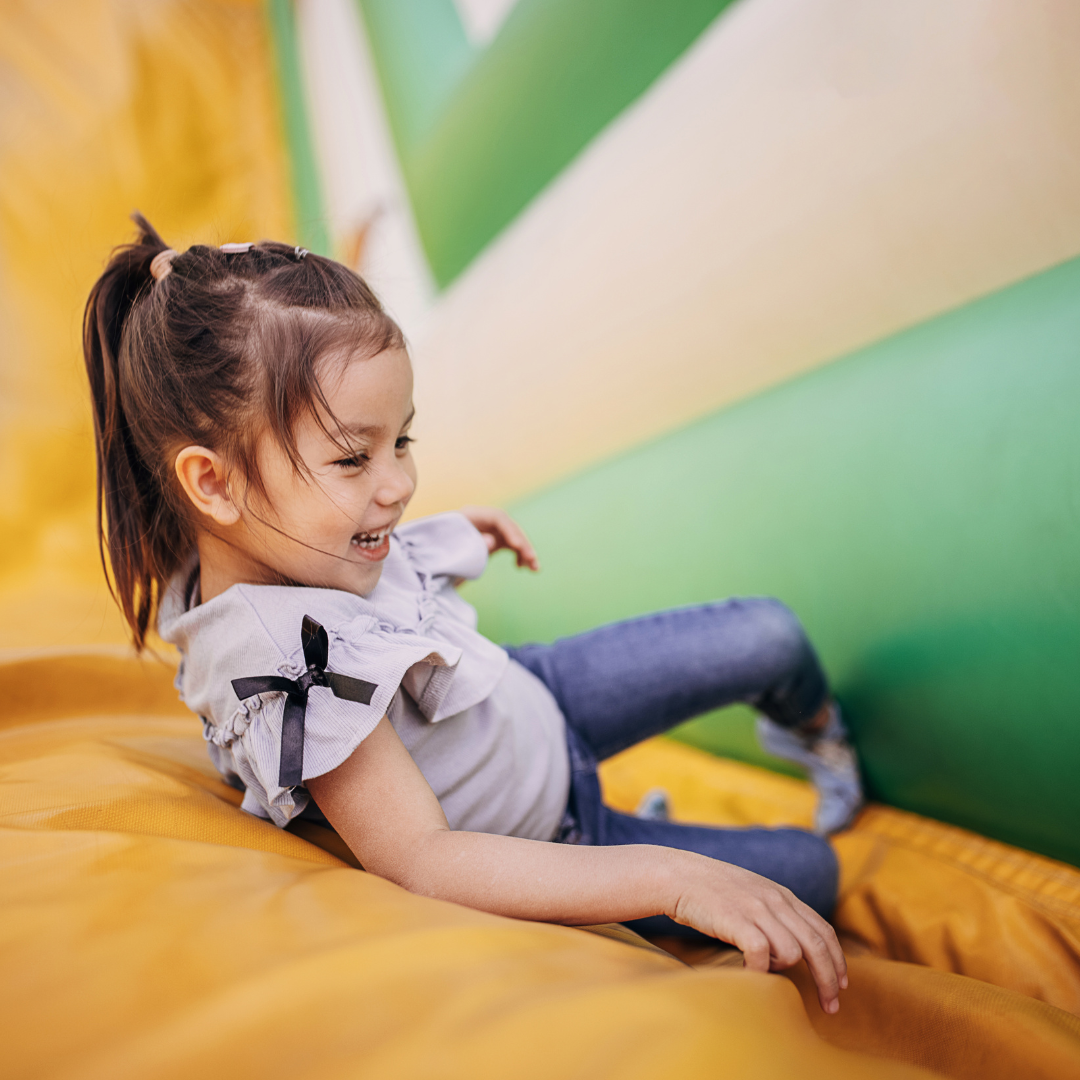 Springkussen Huren | Unicorn | 5 m x 4,0 m x 3,3 m | Geschikt Voor 6 Personen - Jump Express